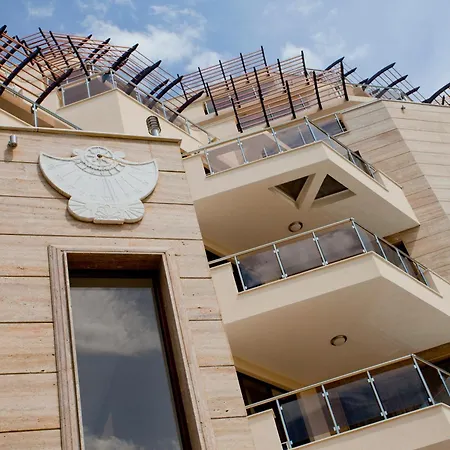 شقة فندقية Millennium Complex 4*