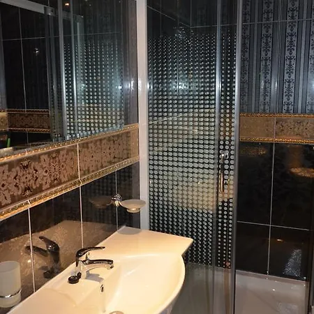 מלון דירות Millennium Complex