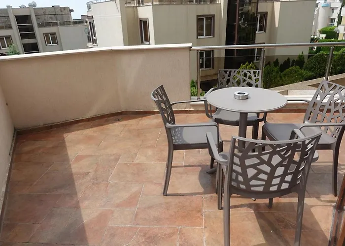 Millennium Complex 4* سفيتي فلاس